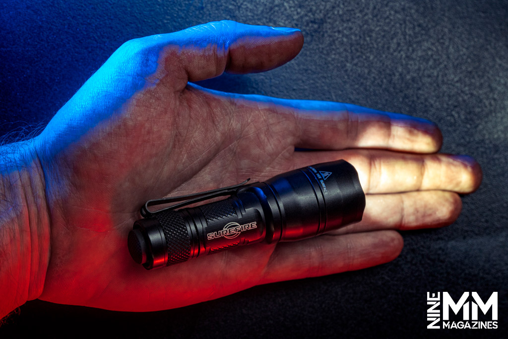 a photo showing the size of the SureFire E1B-MV Flashlight