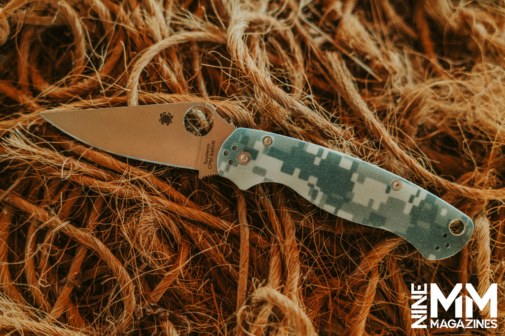 a photo of the Spyderco Para Military 2 knife with ARPAT camouflage