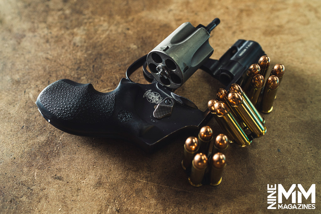 a photo of a smith & wesson revolver